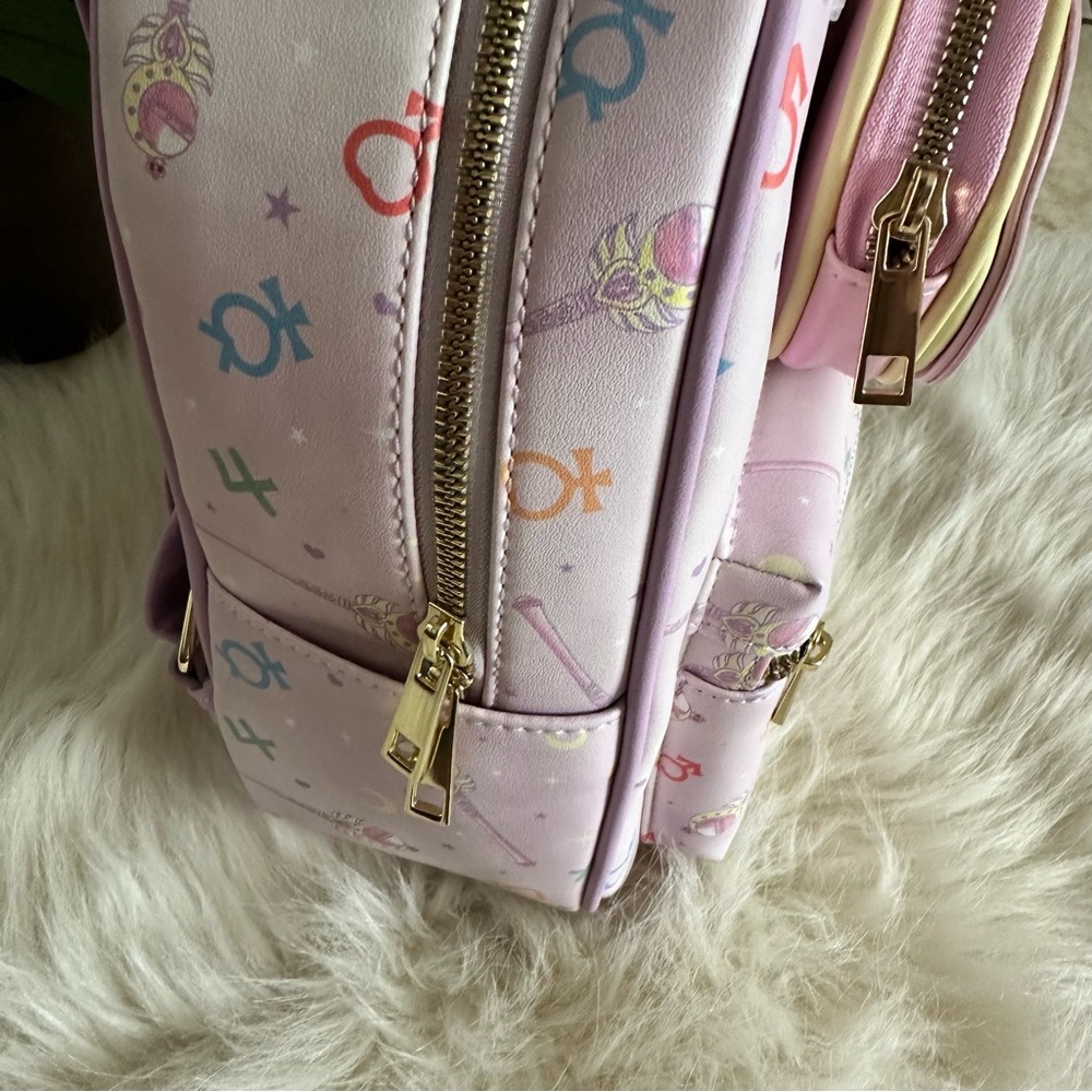NWT Sailor Moon x Hot Topic Limiter Edition Backpack - Backpack Only - Picture 4 of 8